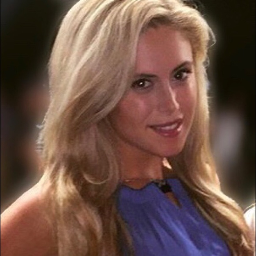 Meet your Posher, Christina